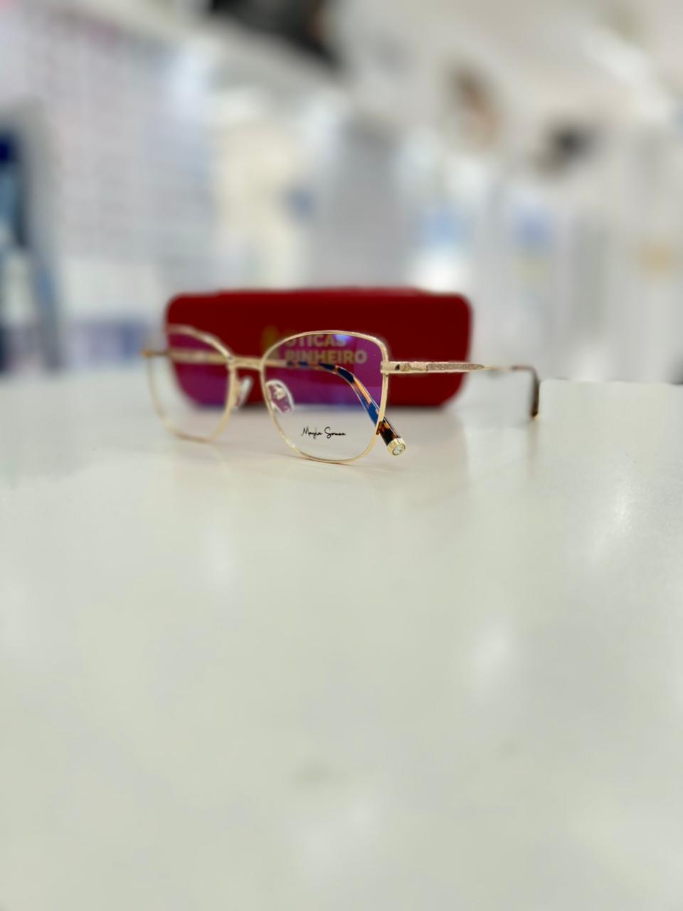 Armação casual moderna